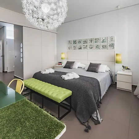 & Urban Attic Apartamento